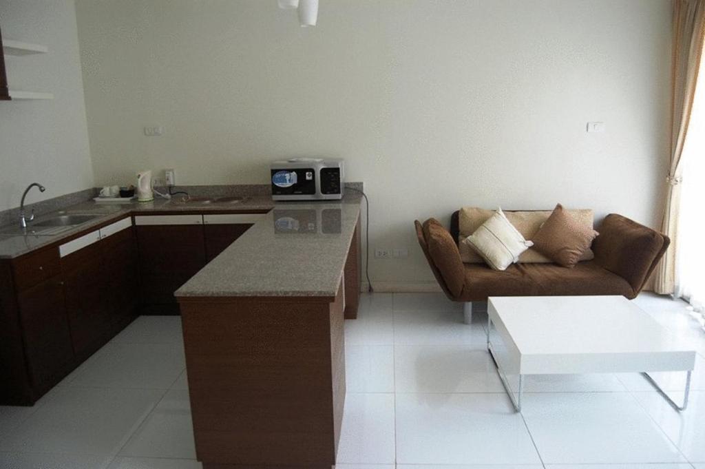 Baiyoke Ciao Hotel Chiang Mai Quarto foto